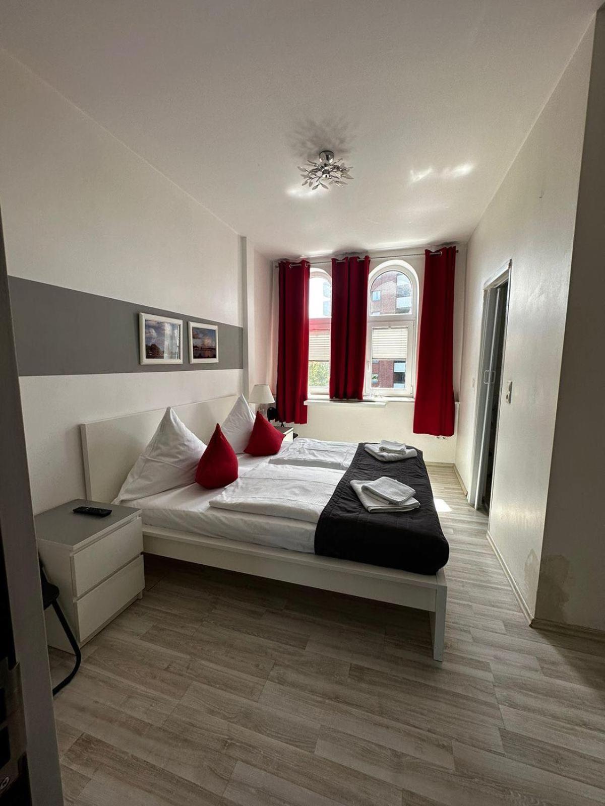 Hotel Deutscher Hof Schleswig Extérieur photo